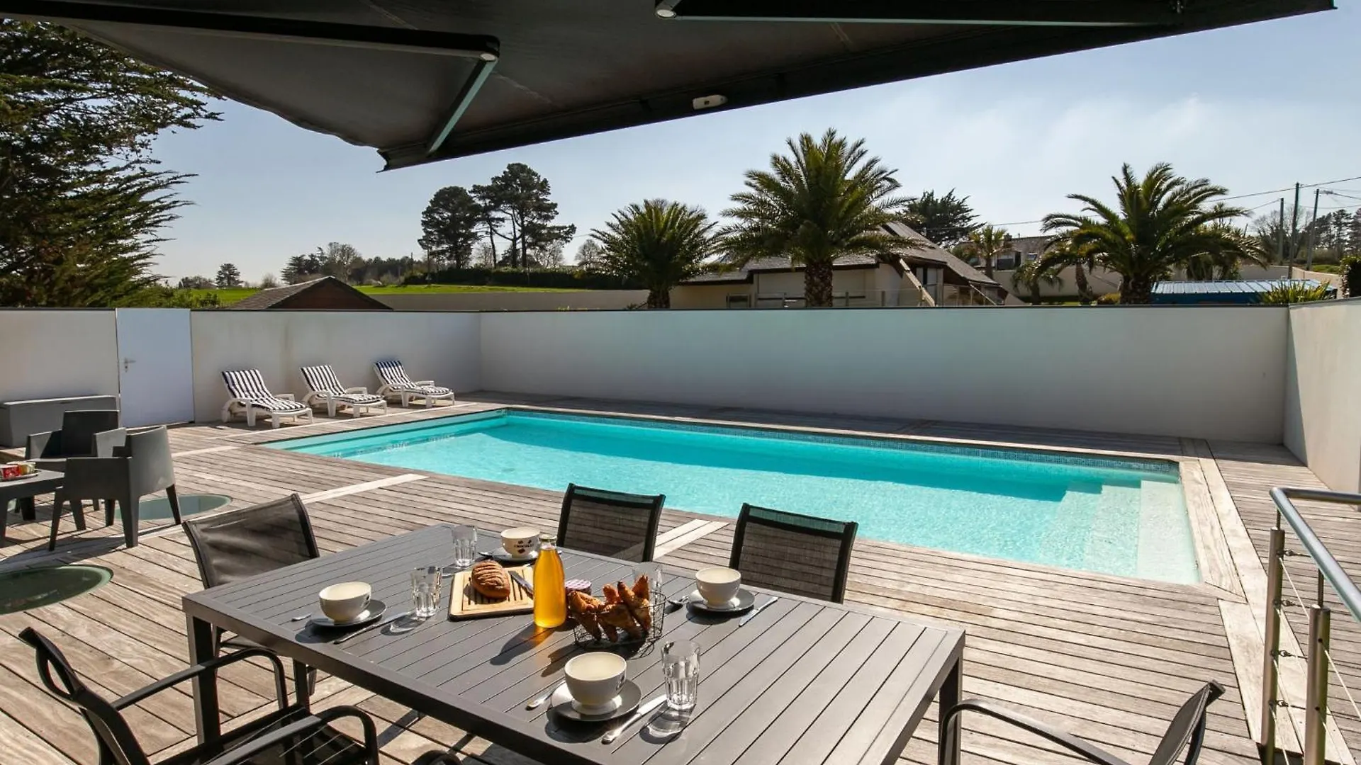 Holiday Home Villa De La Baie By Interhome Locquirec